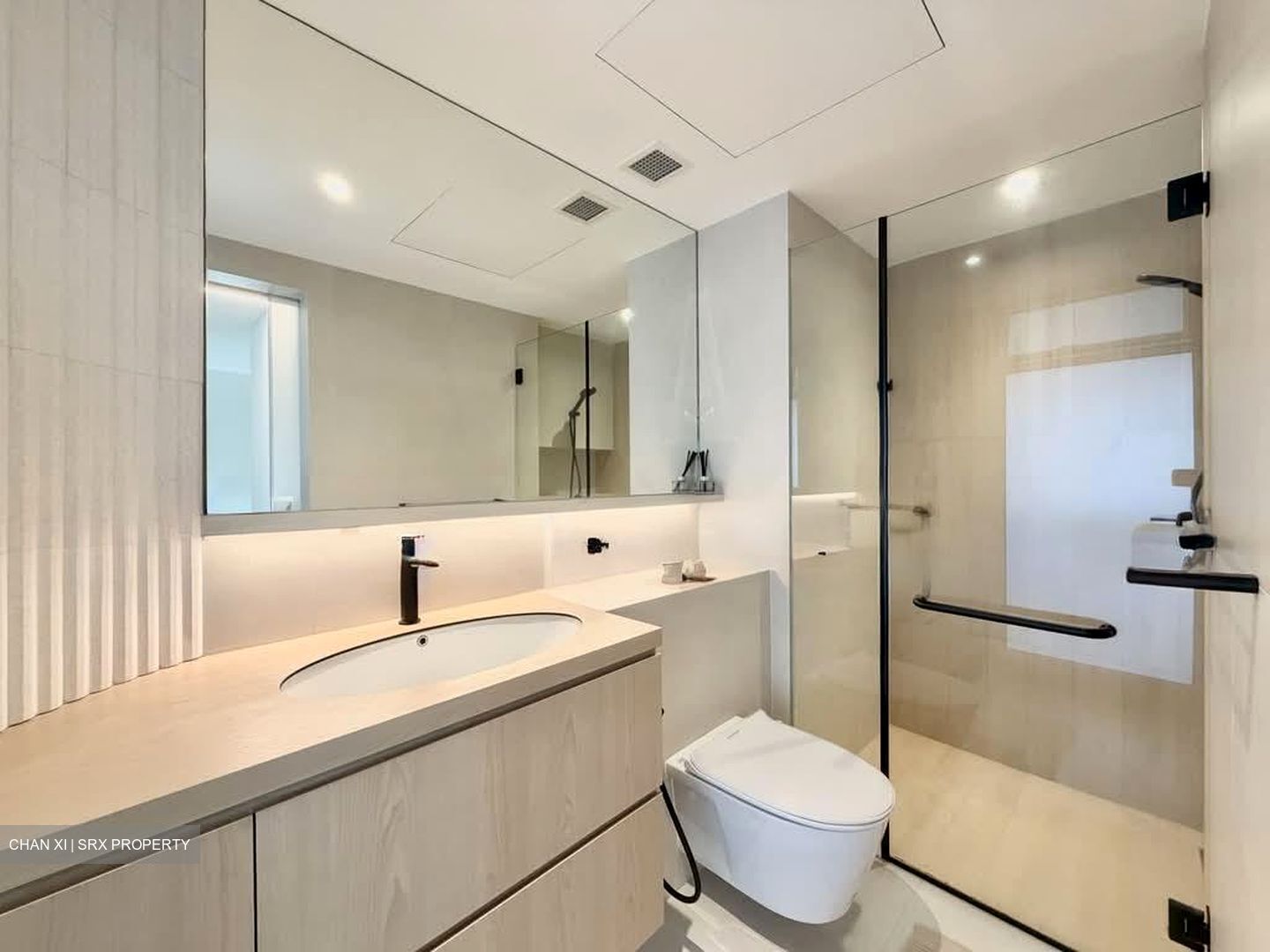 Icon (D2), Apartment #587914541